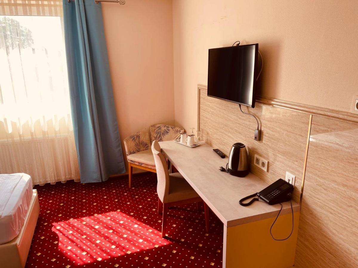 Fergana Uebersee Hotel Bremerhaven Ngoại thất bức ảnh